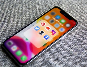https://unsplash.com/photos/lqyqm2ICIcY